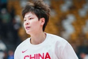 宫鲁鸣：与澳大利亚的2场热身赛最有价值 有助球队适应高水平比赛